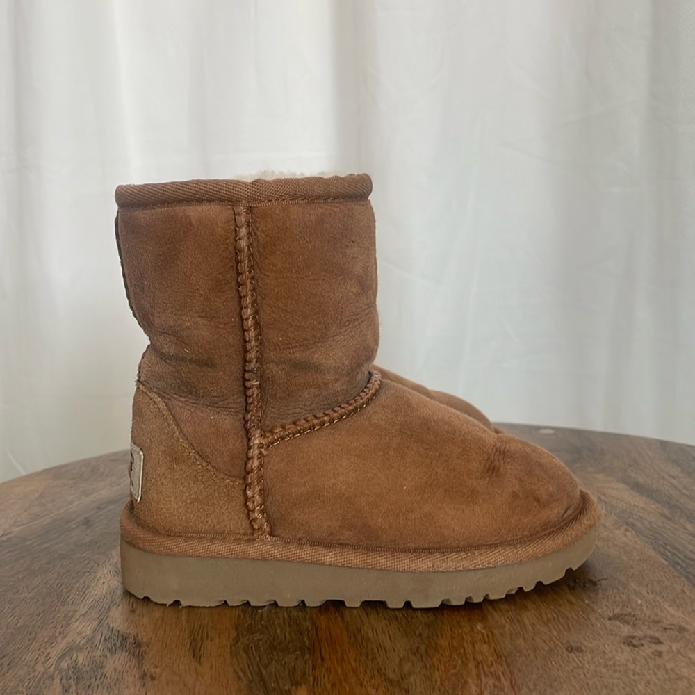 Toddler UGG Size 8